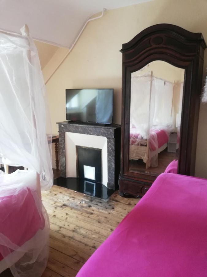 La Chambre D'Hote De Christelle Apartment Шербур-ан-Котентан Екстериор снимка
