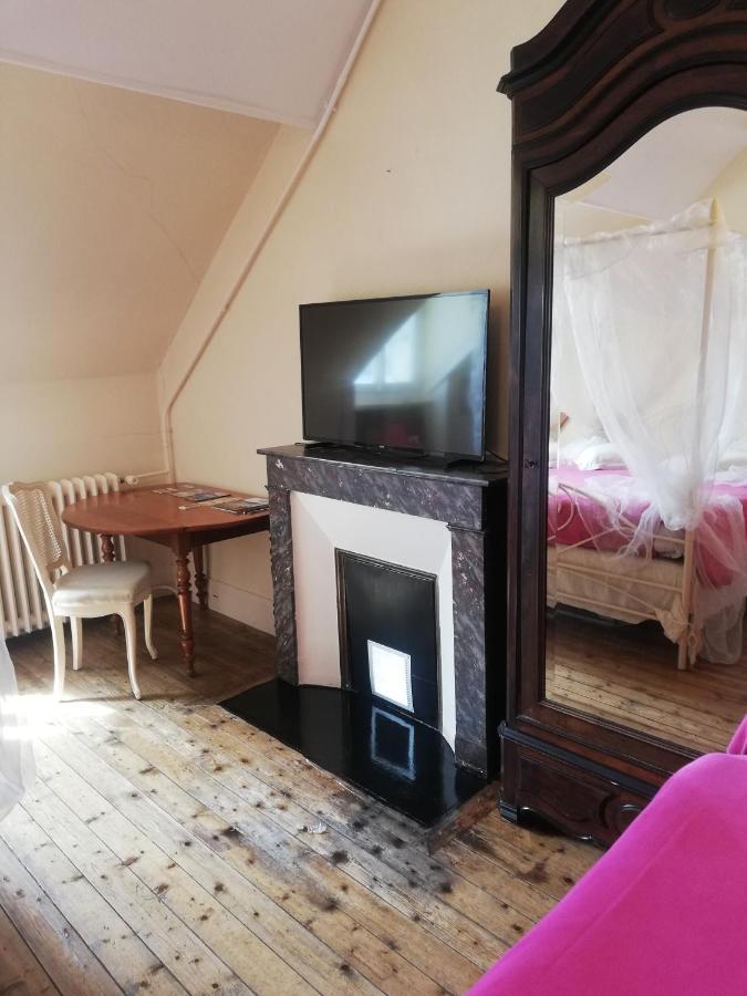 La Chambre D'Hote De Christelle Apartment Шербур-ан-Котентан Екстериор снимка